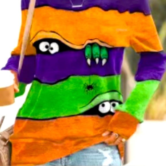 Tops - Woman’s Adorable Plus Size Peeking Monster Sweatshirt   Size: Various